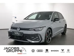 Grau Gebraucht 2024 VW Golf VIII Style Limousine | 39.970 € (Guter Preis)