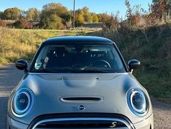 Grau Gebraucht 2022 Mini Cooper SE Essential Kleinwagen | 16.200 € (Fairer Preis)