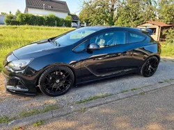 Schwarz Gebraucht 2012 Opel Astra GTC OPC Limousine | 14.499 €