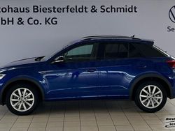 Blau Gebraucht 2022 VW T-Roc R-line SUV | 30.190 € (Guter Preis)
