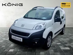 Weiss Gebraucht 2023 Fiat Fiorino Van / Kleinbus | 17.498 € (Teuer)