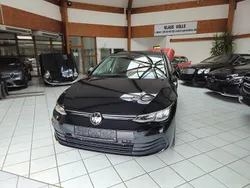 Schwarz Gebraucht 2022 VW Golf VIII Life | 22.745 € (Fairer Preis)