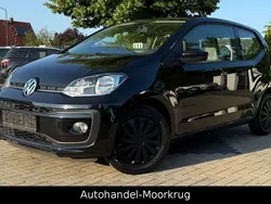Schwarz Gebraucht 2017 VW up! move up! Kleinwagen | 6.900 € (Guter Preis)