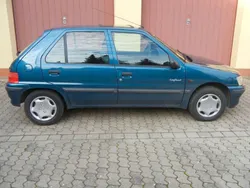 Blau Gebraucht 1997 Peugeot 106 Kleinwagen | 1.600 € (Fairer Preis)