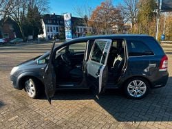 Blau Gebraucht 2009 Opel Zafira Kombi | 4.700 €