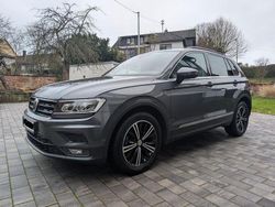 Grau Gebraucht 2020 VW Tiguan Life SUV | 22.950 € (Fairer Preis)