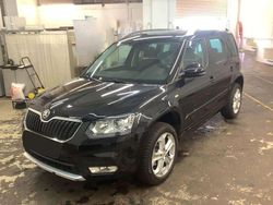 Schwarzmagic perleffekt Gebraucht 2015 Skoda Yeti SUV | 11.980 € (Fairer Preis)