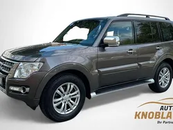 Braun Gebraucht 2017 Mitsubishi Pajero Top SUV | 22.990 € (Fairer Preis)