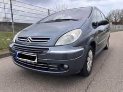 Grau Gebraucht 2007 Citroën Xsara Picasso Exclusive Van / Kleinbus | 1.450 € (Fairer Preis)
