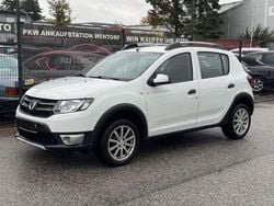 Weiß Gebraucht 2014 Dacia Sandero Stepway Kleinwagen | 5.950 € (Guter Preis)