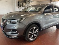 Grau Gebraucht 2018 Nissan Qashqai N-Connecta SUV | 12.000 € (Superpreis)