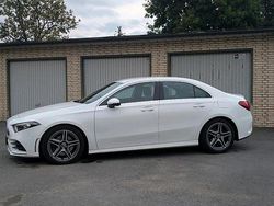 Weiß Gebraucht 2020 Mercedes A250 AMG line Limousine | 25.900 € (Guter Preis)