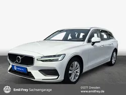 Ice white Gebraucht 2020 Volvo V60 Momentum Kombi | 23.990 € (Guter Preis)