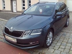 Grau Gebraucht 2020 Skoda Octavia Style Kombi | 19.200 € (Superpreis)