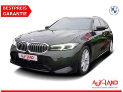 Saphirschwarzmet. (metallic) Gebraucht 2023 BMW 330 Kombi | 39.490 € (Fairer Preis)