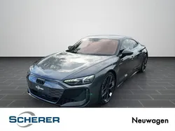 Grau Neu 2025 Audi RS e-tron GT Performance Limousine | 194.120 € (Etwas zu teuer)