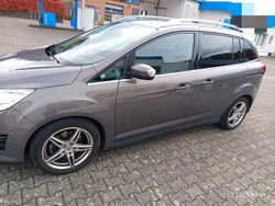 Braun Gebraucht 2014 Ford Grand C-Max Van / Kleinbus | 7.000 € (Teuer)