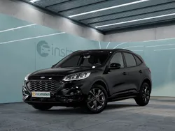 Schwarz Gebraucht 2023 Ford Kuga ST-Line SUV | 28.390 € (Fairer Preis)