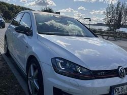Weiß Gebraucht 2014 VW Golf VII GTI Limousine | 11.000 € (Superpreis)