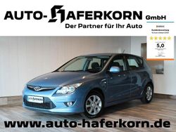 Blau Gebraucht 2011 Hyundai i30 Kombi | 6.200 € (Etwas zu teuer)