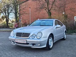 Grau Gebraucht 2001 Mercedes CLK200 Elegance Coupé | 2.650 € (Superpreis)