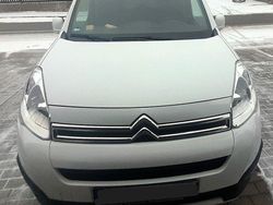 Weiß Gebraucht 2017 Citroën Berlingo Van / Kleinbus | 6.400 € (Fairer Preis)