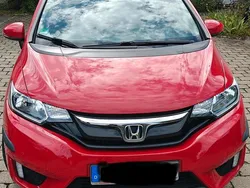Rot Gebraucht 2016 Honda Jazz Comfort Kleinwagen | 12.500 € (Guter Preis)