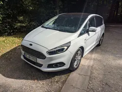 Weiß Gebraucht 2016 Ford S-MAX S Van / Kleinbus | 10.999 € (Teuer)