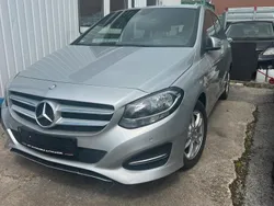 Grau Gebraucht 2015 Mercedes B160 Van / Kleinbus | 11.490 €