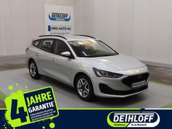 Silber Gebraucht 2022 Ford Focus Cool & Connect Limousine | 19.490 € (Fairer Preis)