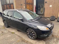 Schwarz Gebraucht 2009 Ford Focus Kombi | 3.900 € (Fairer Preis)