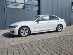 Weiß Gebraucht 2015 BMW 320 Advantage Limousine | 7.999 € (Superpreis)
