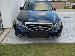 Blau Gebraucht 2014 Mercedes E250 Kombi | 12.500 € (Teuer)