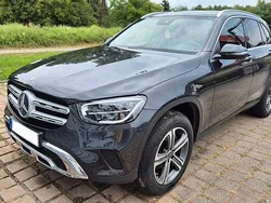 Grau Gebraucht 2021 Mercedes GLC200 SUV | 35.000 € (Fairer Preis)