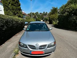 Silber Gebraucht 2004 Nissan Almera Acenta Limousine | 800 € (Superpreis)