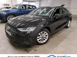 Schwarz Gebraucht 2022 Audi A3 Attraction Limousine | 16.698 € (Guter Preis)