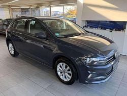 Grau Gebraucht 2021 VW Polo Comfortline Kleinwagen | 13.890 € (Fairer Preis)
