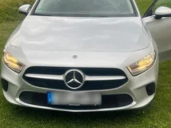 Silber Gebraucht 2021 Mercedes A180 Kleinwagen | 17.900 € (Superpreis)