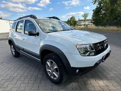 Weiß Gebraucht 2014 Dacia Duster Lauréate SUV | 5.999 € (Fairer Preis)