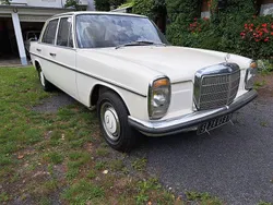 Weiß Gebraucht 1968 Mercedes 220 Limousine | 20.950 €