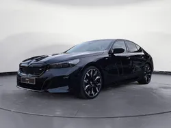 Saphirschwarz metallic Neu 2024 BMW i5 Performance Limousine | 99.500 €