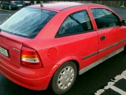 Rot Gebraucht 1998 Opel Astra Limousine | 800 € (Guter Preis)