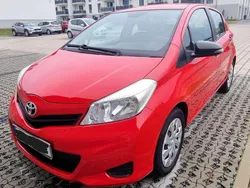Rot Gebraucht 2012 Toyota Yaris Kleinwagen | 7.900 € (Fairer Preis)