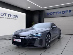 Grau Gebraucht 2022 Audi e-tron GT quattro Sport Limousine | 54.750 € (Fairer Preis)