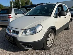 Weiß Gebraucht 2011 Fiat Sedici Dynamic SUV | 2.900 € (Fairer Preis)
