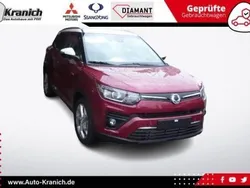 Cherry red Gebraucht 2023 Ssangyong Tivoli SUV | 19.490 € (Fairer Preis)