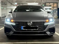 Grau Gebraucht 2020 VW Arteon R-line Limousine | 35.000 €