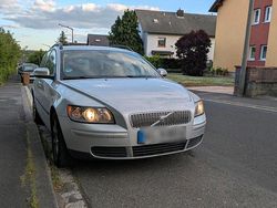 Silber Gebraucht 2006 Volvo V50 Kombi | 2.000 € (Fairer Preis)