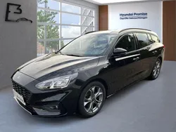 Schwarz Gebraucht 2020 Ford Focus ST-Line Kombi | 18.490 € (Fairer Preis)