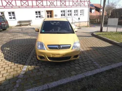 Gelb Gebraucht 2006 Opel Meriva Van / Kleinbus | 990 € (Guter Preis)
